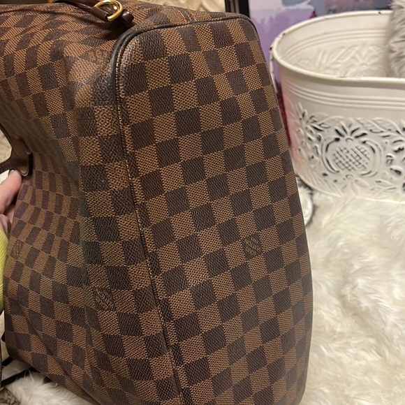 Louis Vuitton Damier Ebene Canvas Neverfull MM Bag - Picture 2 of 8